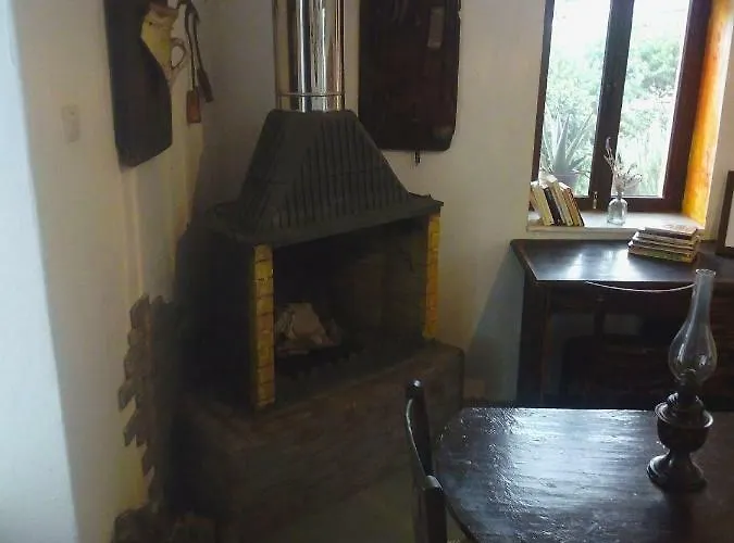 Traditional Art House Semesterbostad *